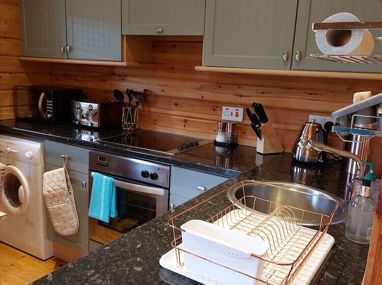 Bed and Breakfast The Steadings Log Cabins