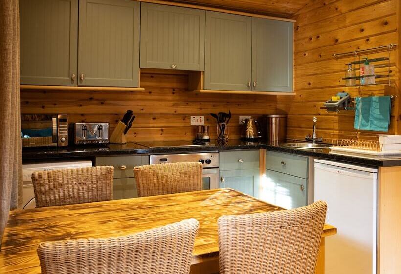 Bed and Breakfast The Steadings Log Cabins