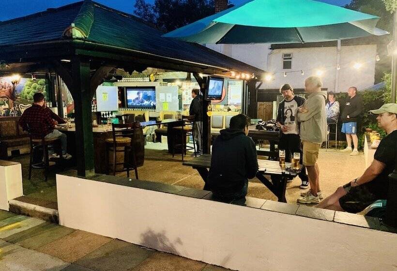 住宿加早餐 The Wheatsheaf