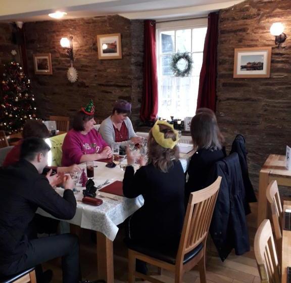 בית מלון כפרי The Black Lion