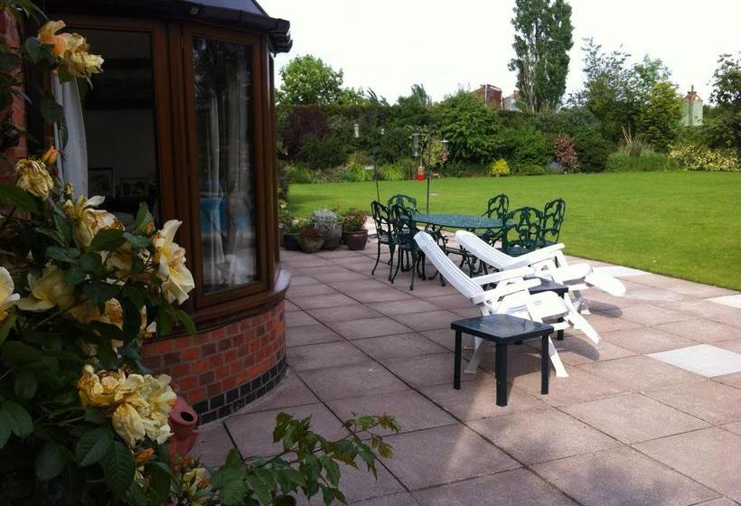 Castle Farmhouse Bed And Breakfast