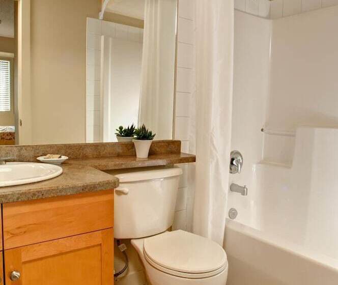 Clearwater Residence Hotel Timberlea