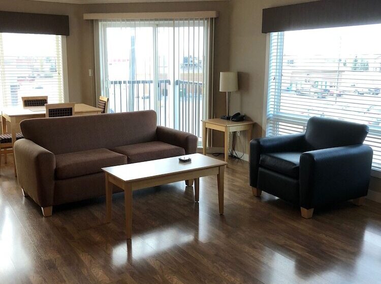 Clearwater Residence Hotel Timberlea