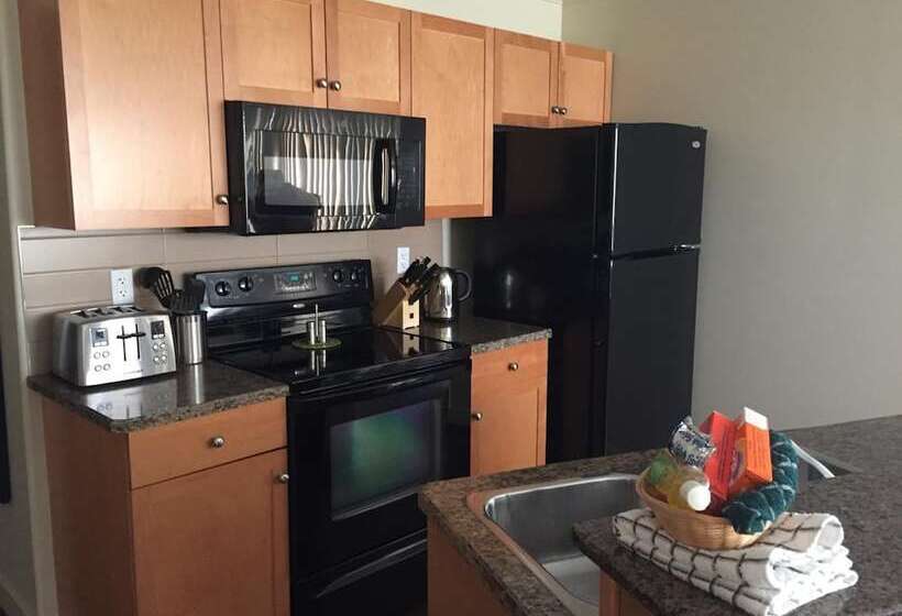 Clearwater Residence Hotel Timberlea