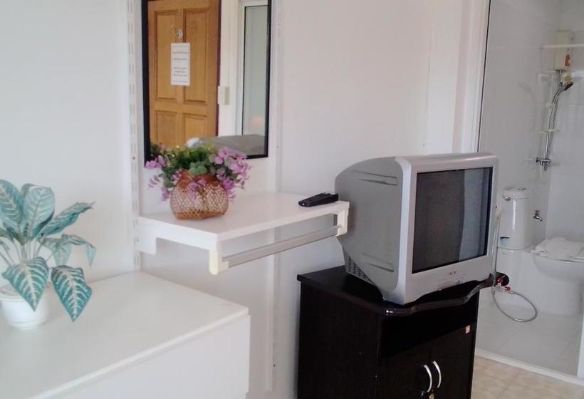 Corner Cafe Bed And Breakfast