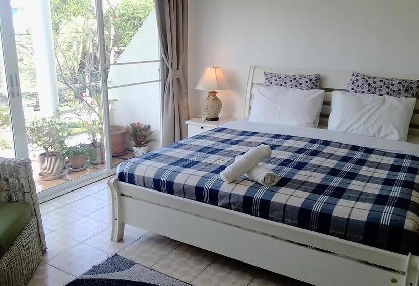 Corner Cafe Bed And Breakfast