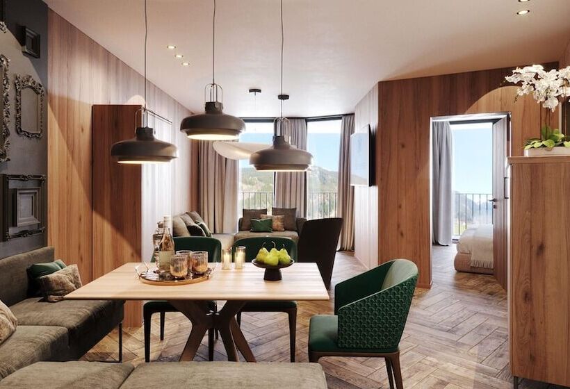 Das Edelweiss  Salzburg Mountain Resort