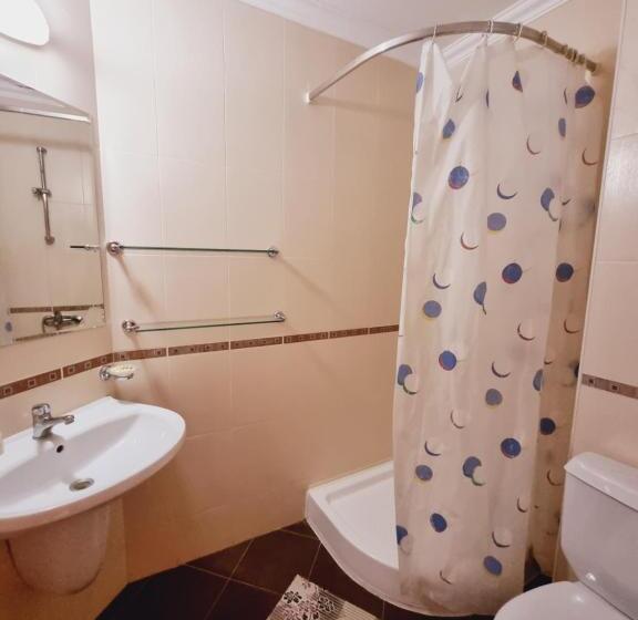 Diamond Apart Complex