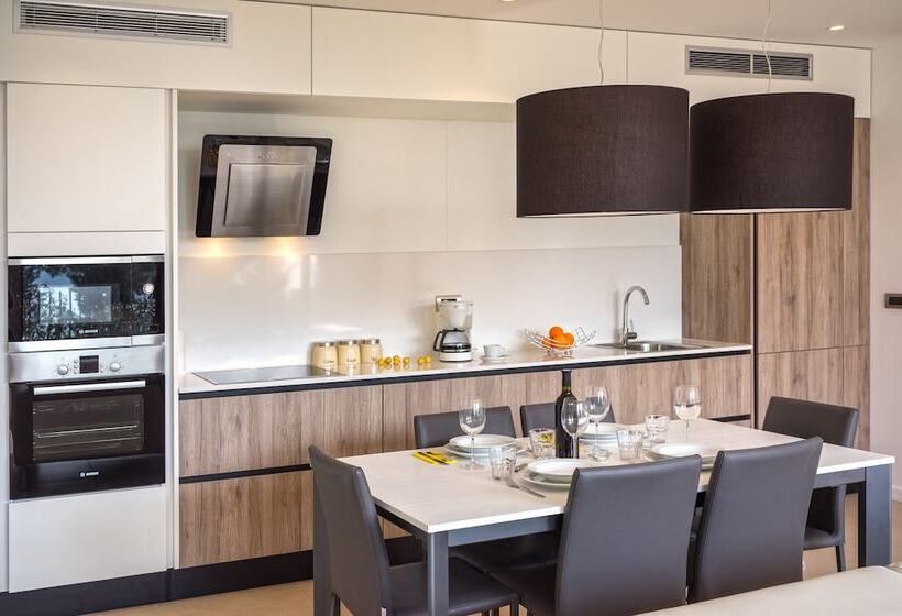 Golden Rays Luxury Apartments