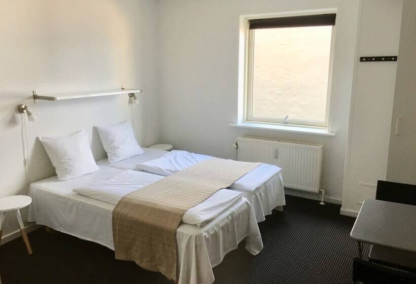 ベッドアンドブレックファースト Annex