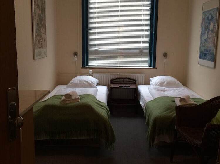 ベッドアンドブレックファースト Annex