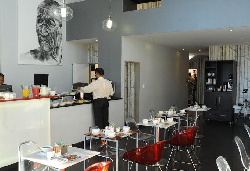 ホテル Aha Bloemfontein