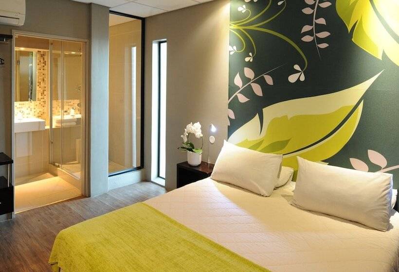 ホテル Aha Bloemfontein