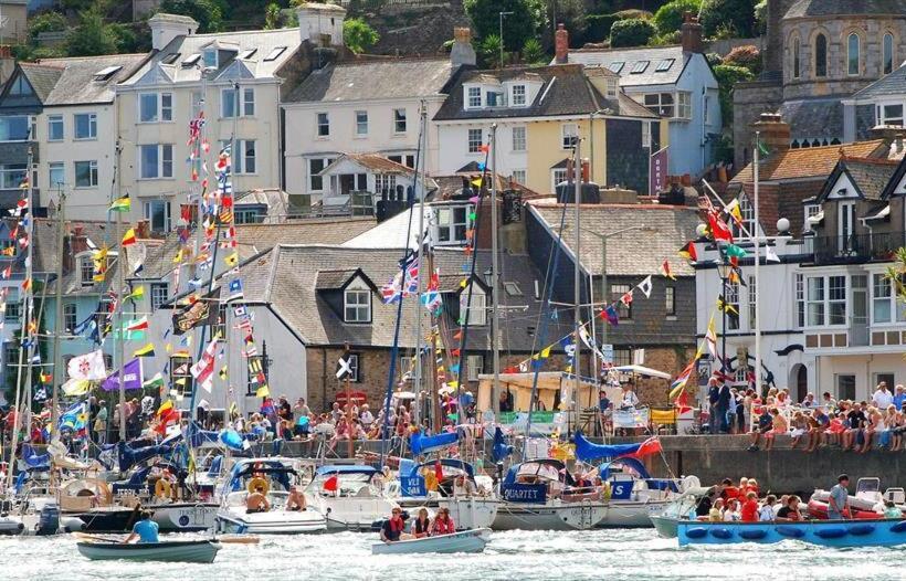 هتل Anzac Street B+bistro