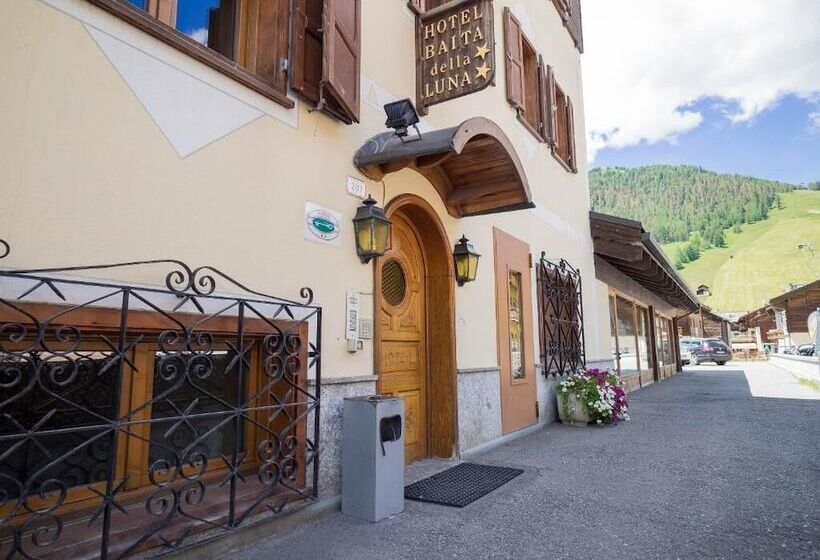 فندق Baita Della Luna