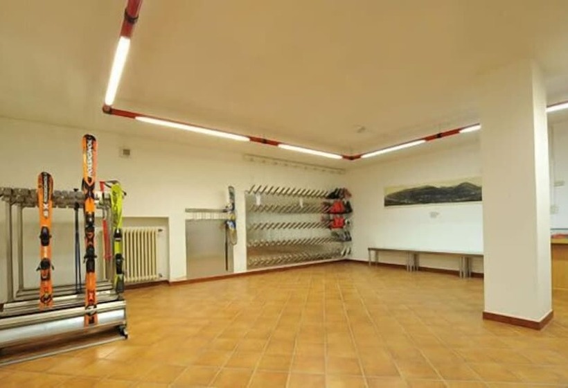 فندق Baita Della Luna