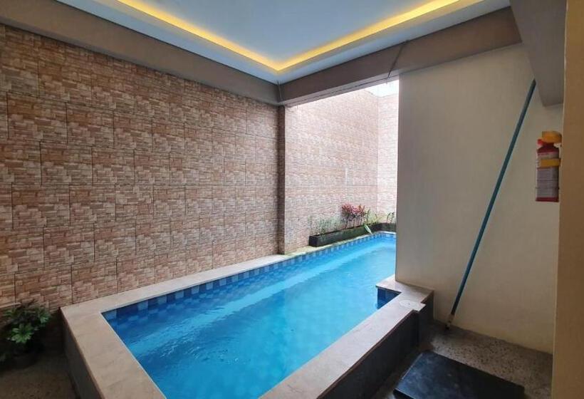 Отель Bali Dream Costel