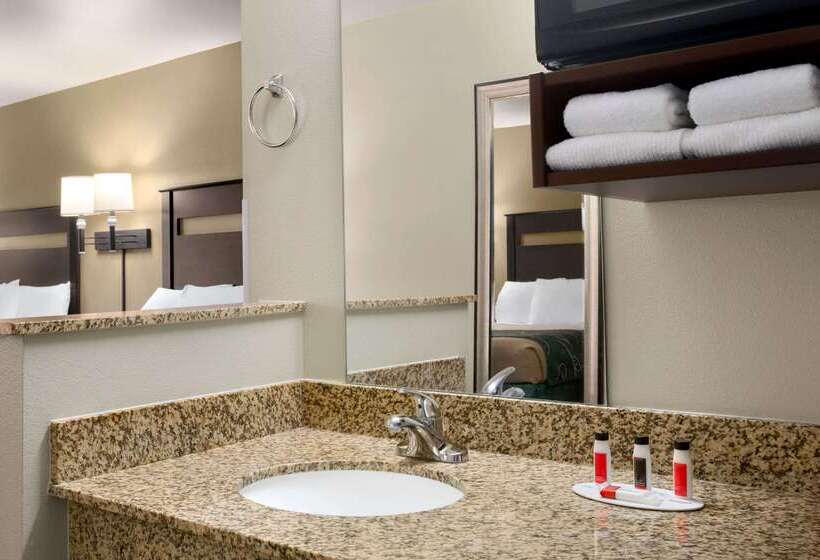 هتل Baymont By Wyndham Glendive