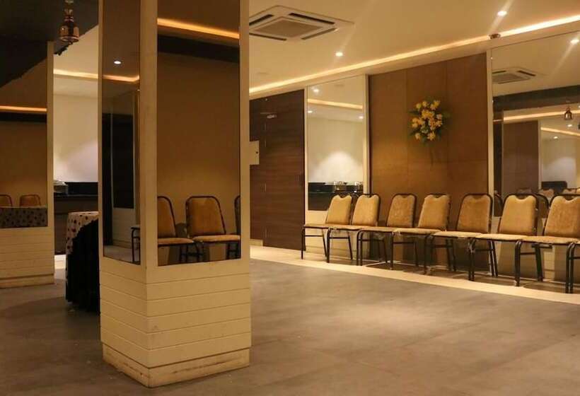 فندق Bhagwati Park, Ujjain