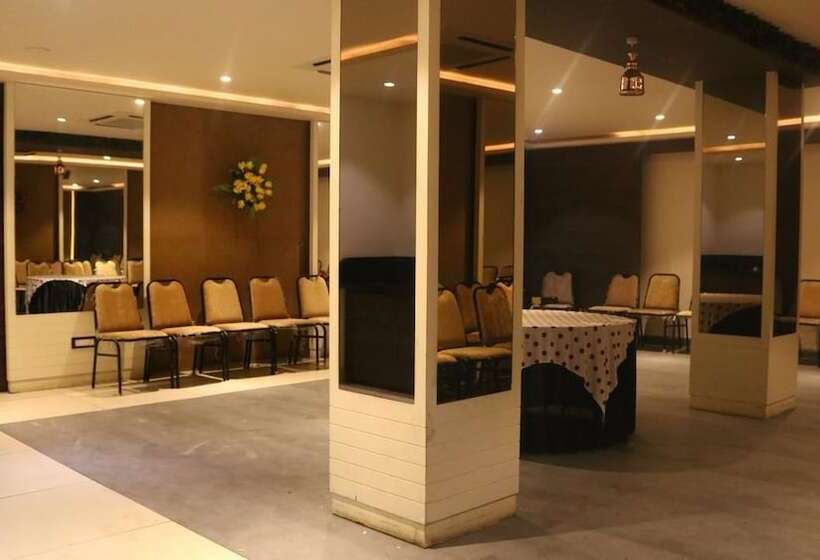 فندق Bhagwati Park, Ujjain