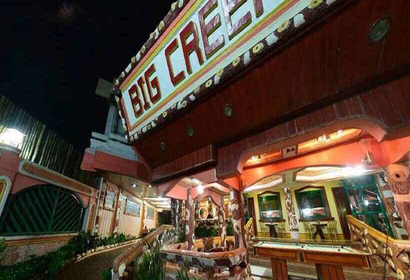 هتل Big Creek Mansion