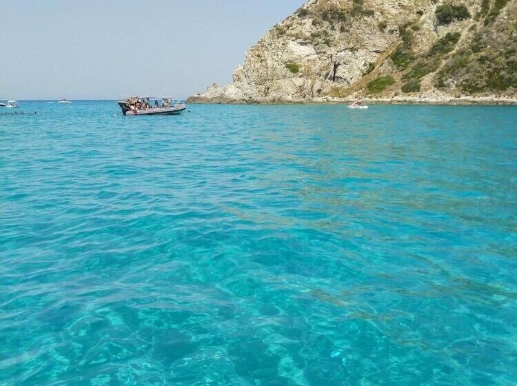 Отель Blue Bay Resort