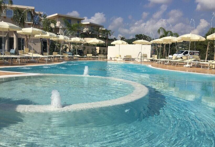 호텔 Blue Bay Resort