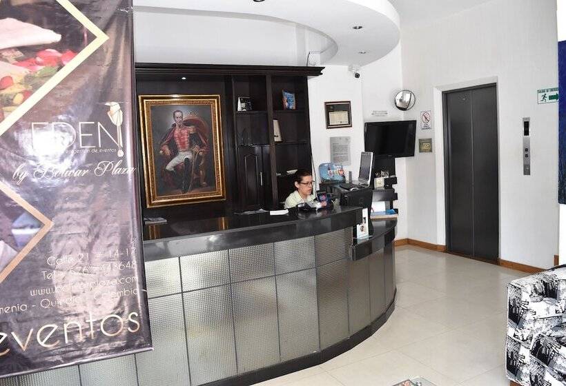 Отель Bolivar Plaza