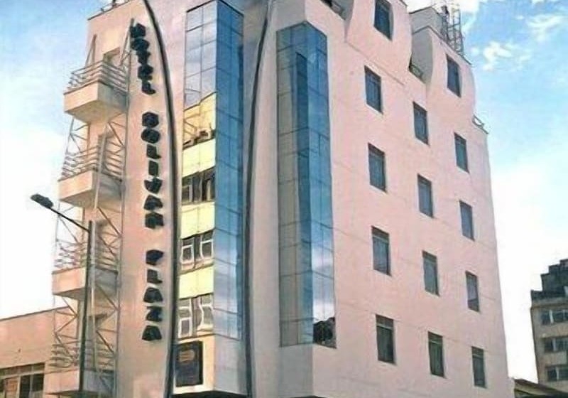 Отель Bolivar Plaza