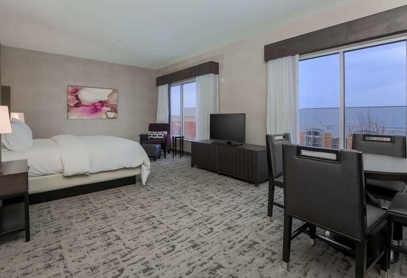 ホテル Doubletree By Hilton Evansville