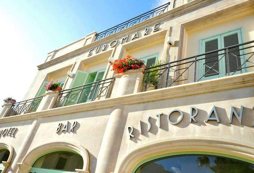 בית מלון כפרי Euromare