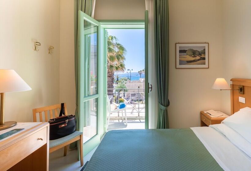 בית מלון כפרי Euromare