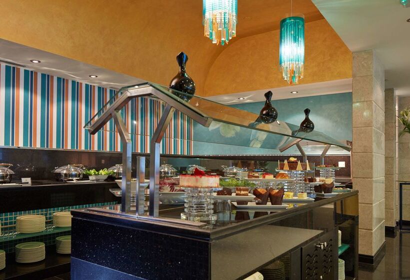 ホテル Golden Tulip Downtown Abu Dhabi