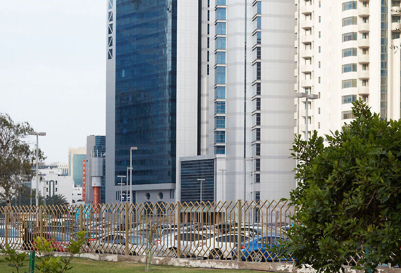 ホテル Golden Tulip Downtown Abu Dhabi