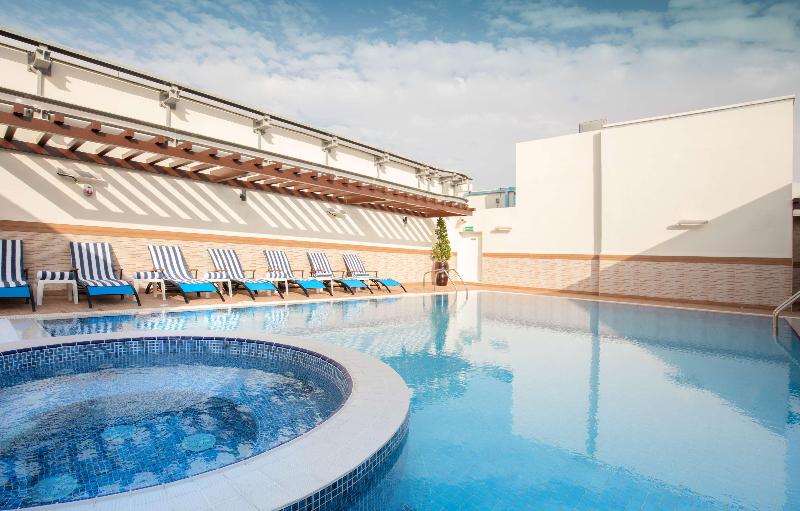 ホテル Golden Tulip Downtown Abu Dhabi