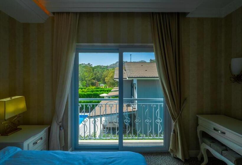 Отель Grand Göcek