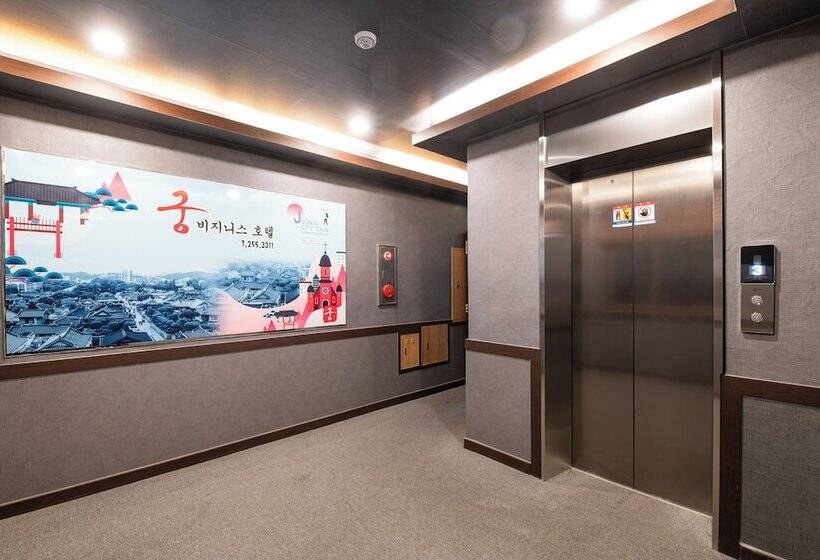 בית מלון כפרי Gung Business