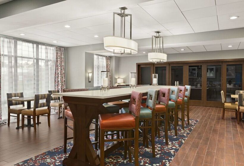 ホテル Hampton Inn Penn Yan