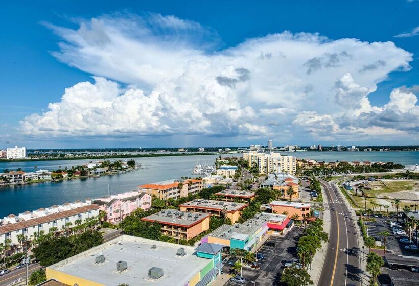 فندق Hampton Inn & Suites Clearwater Beach