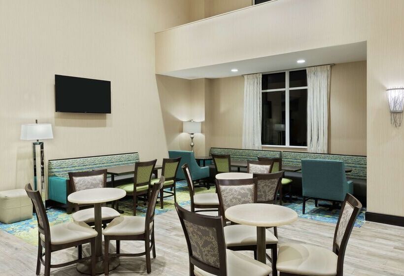 فندق Hampton Inn & Suites Clearwater Beach