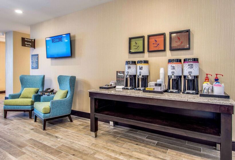 בית מלון כפרי Hampton Inn & Suites Clearwater Beach