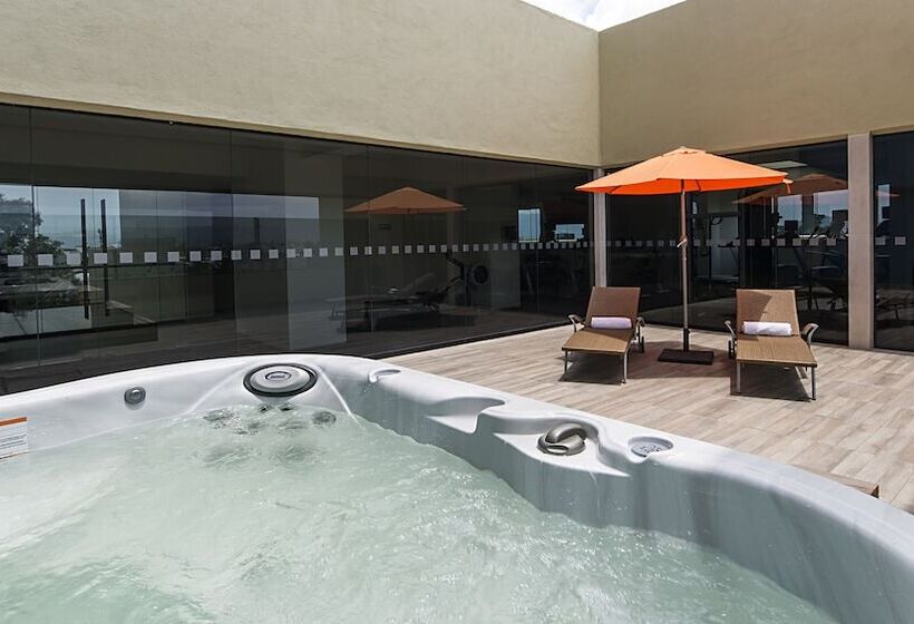 ホテル Holiday Inn Express Mexico Aeropuerto, An Ihg