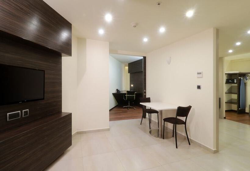 ホテル Holiday Inn Express Mexico Aeropuerto, An Ihg