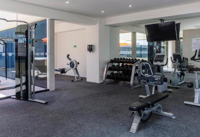 ホテル Holiday Inn Express Mexico Aeropuerto, An Ihg