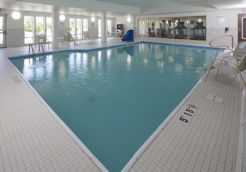 فندق Holiday Inn Express & Suites Alpena   Downtown, An Ihg