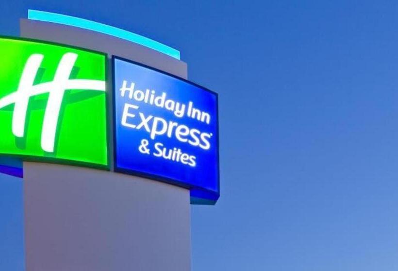 호텔 Holiday Inn Express & Suites Brentwood By Ihg