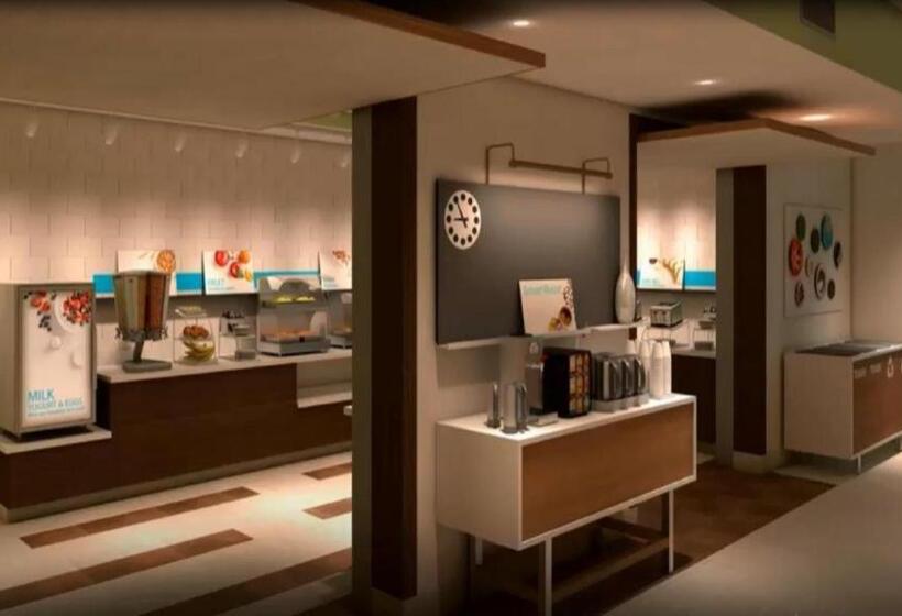 호텔 Holiday Inn Express & Suites Brentwood By Ihg