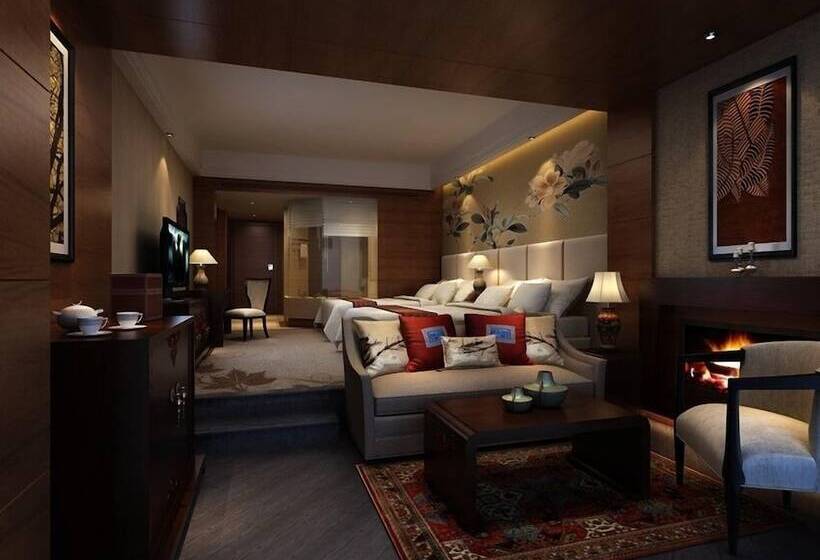 בית מלון כפרי Howard Johnson Tianyuan Resort Jiuzhaigou