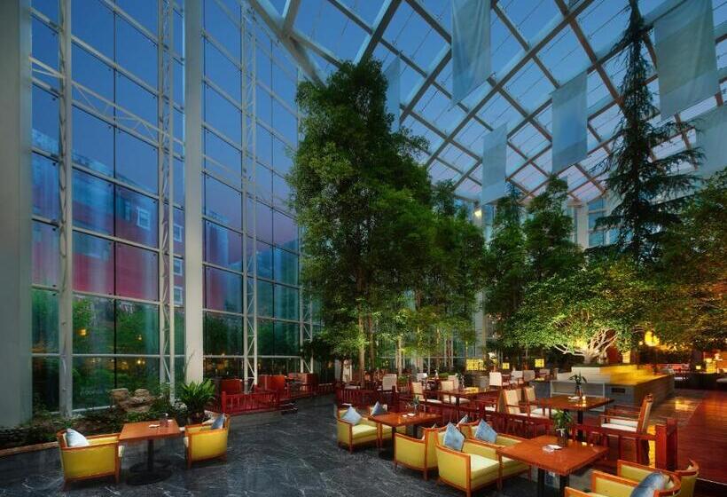 בית מלון כפרי Howard Johnson Tianyuan Resort Jiuzhaigou