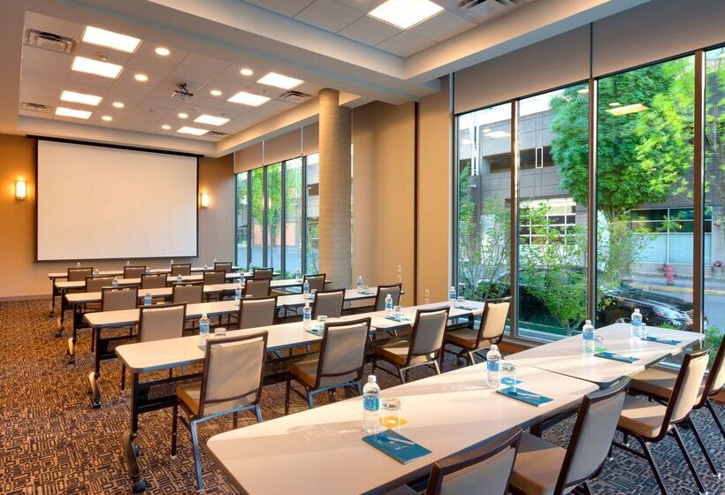 Отель Hyatt House Portland/downtown